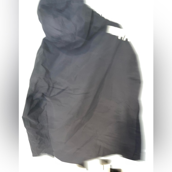 Helly Hansen rain coat - Picture 3 of 3